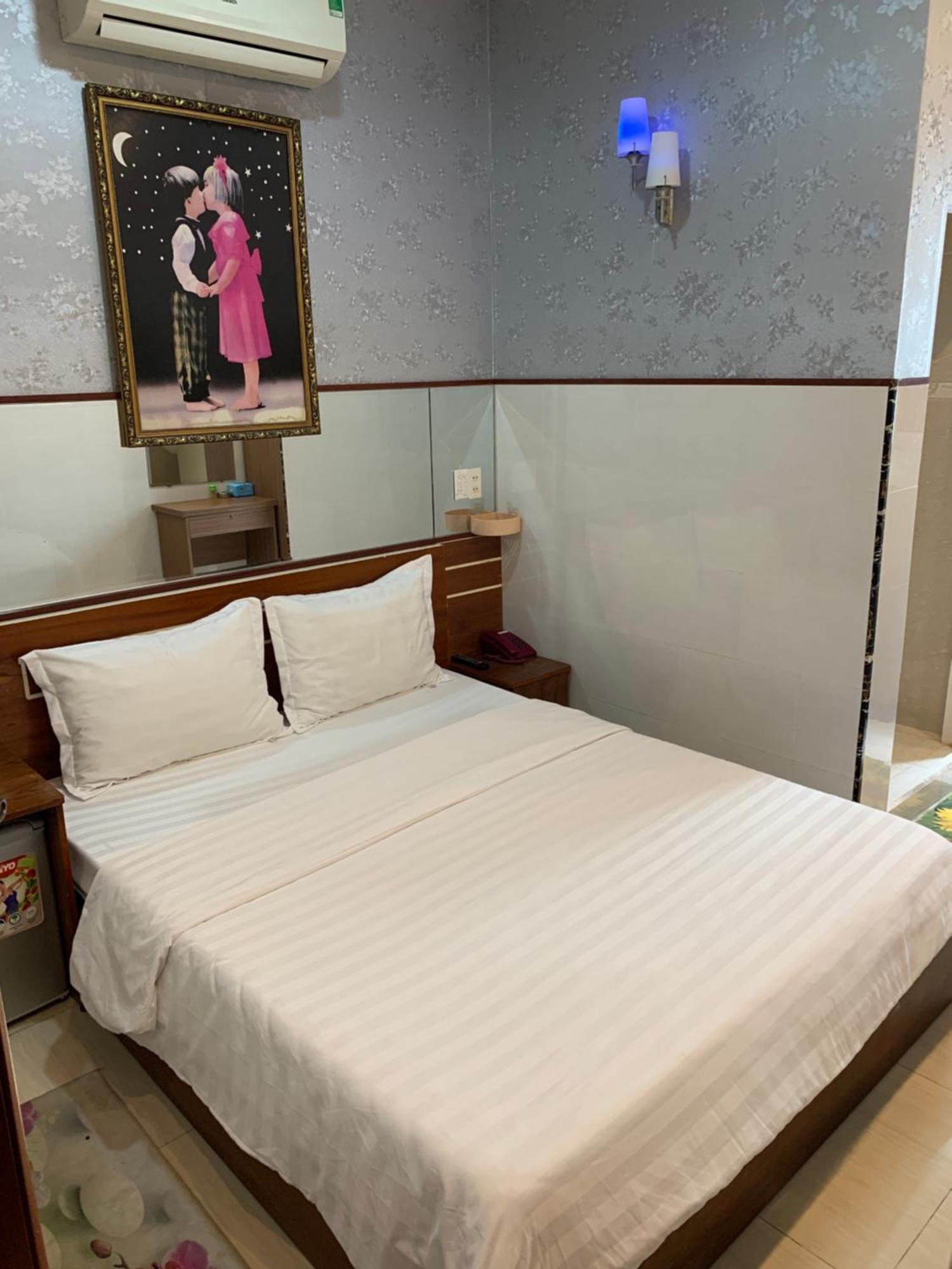 Hotel Khach San Kim Hung 2 Bac Lieu Exterior foto